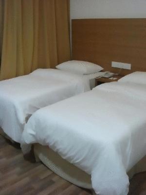 Dormani Hotel Kuching Zimmer foto